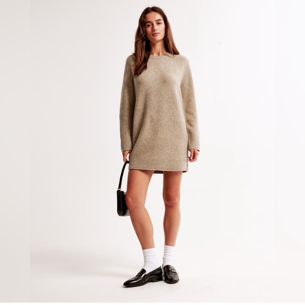 NWT Abercrombie Madeline sweater dress
